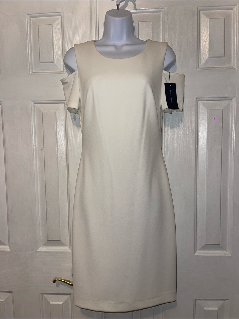 Tommy Hilfiger Cream Cold-Shoulder Shift Dress